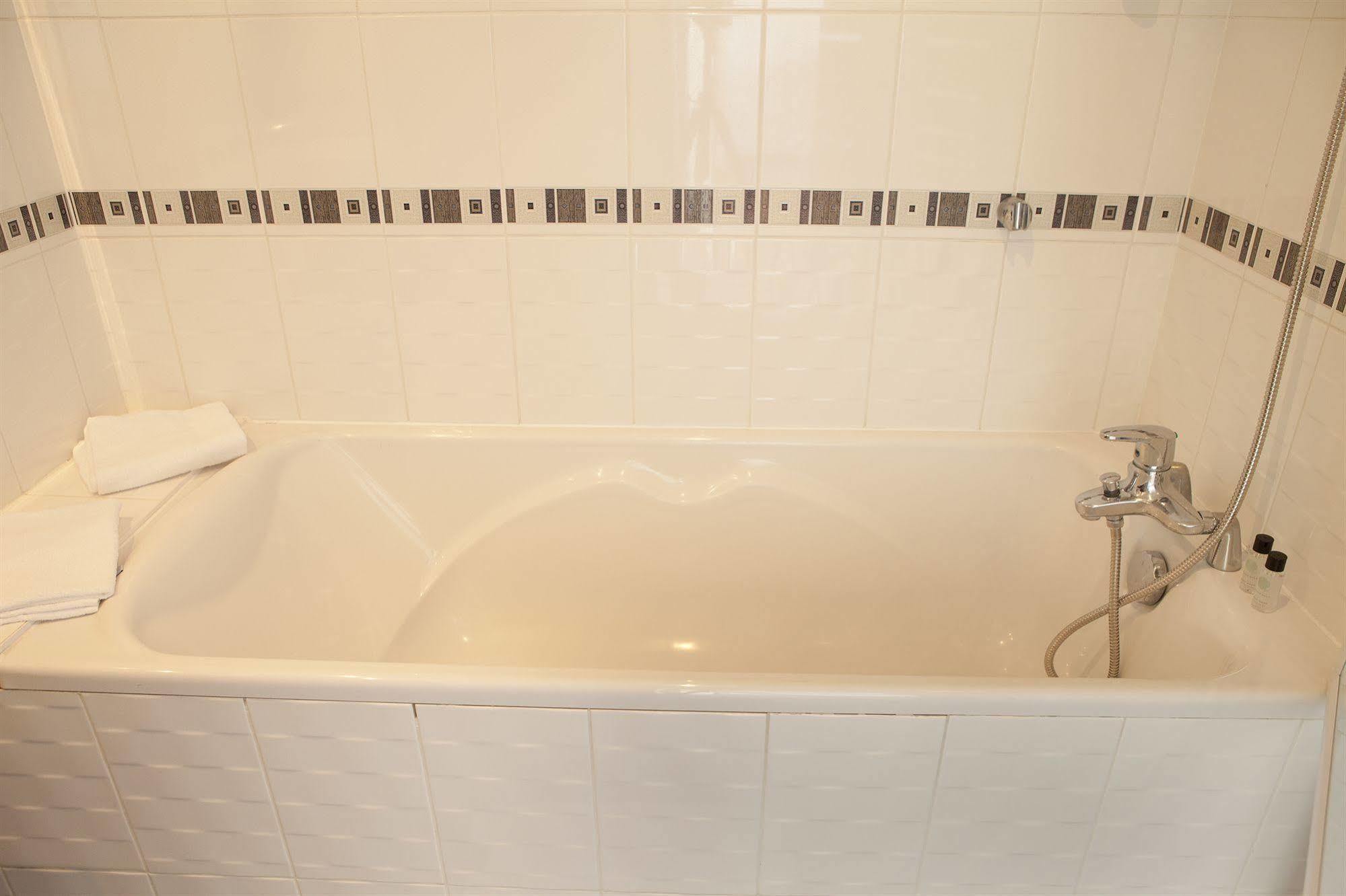 Ruby Suites Quartier Les Halles By Popinns Strasbourg Exteriör bild