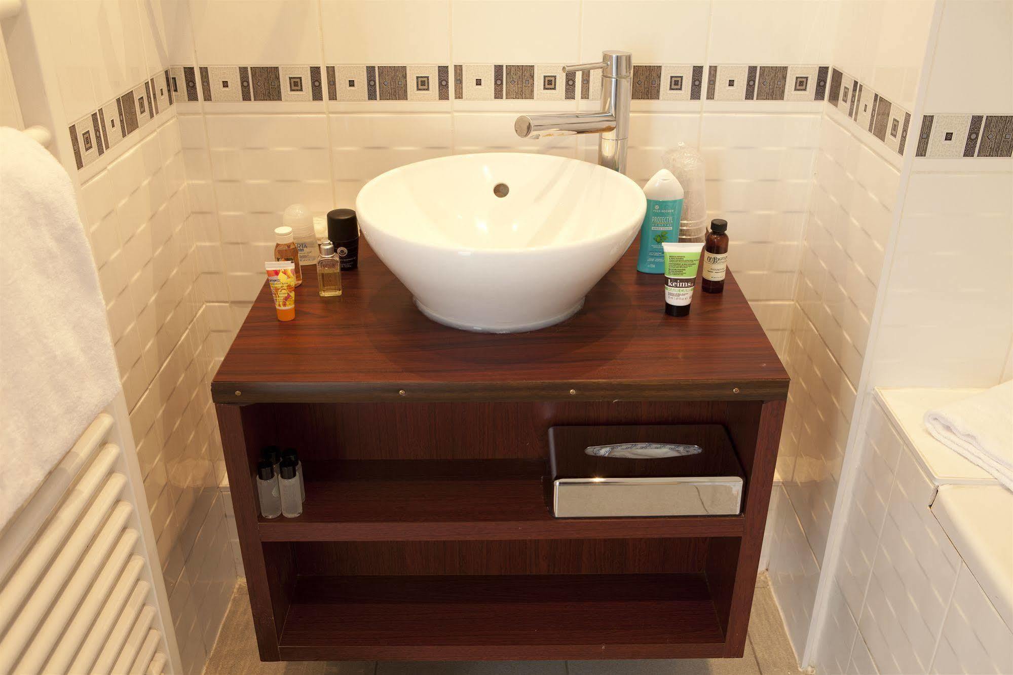 Ruby Suites Quartier Les Halles By Popinns Strasbourg Exteriör bild