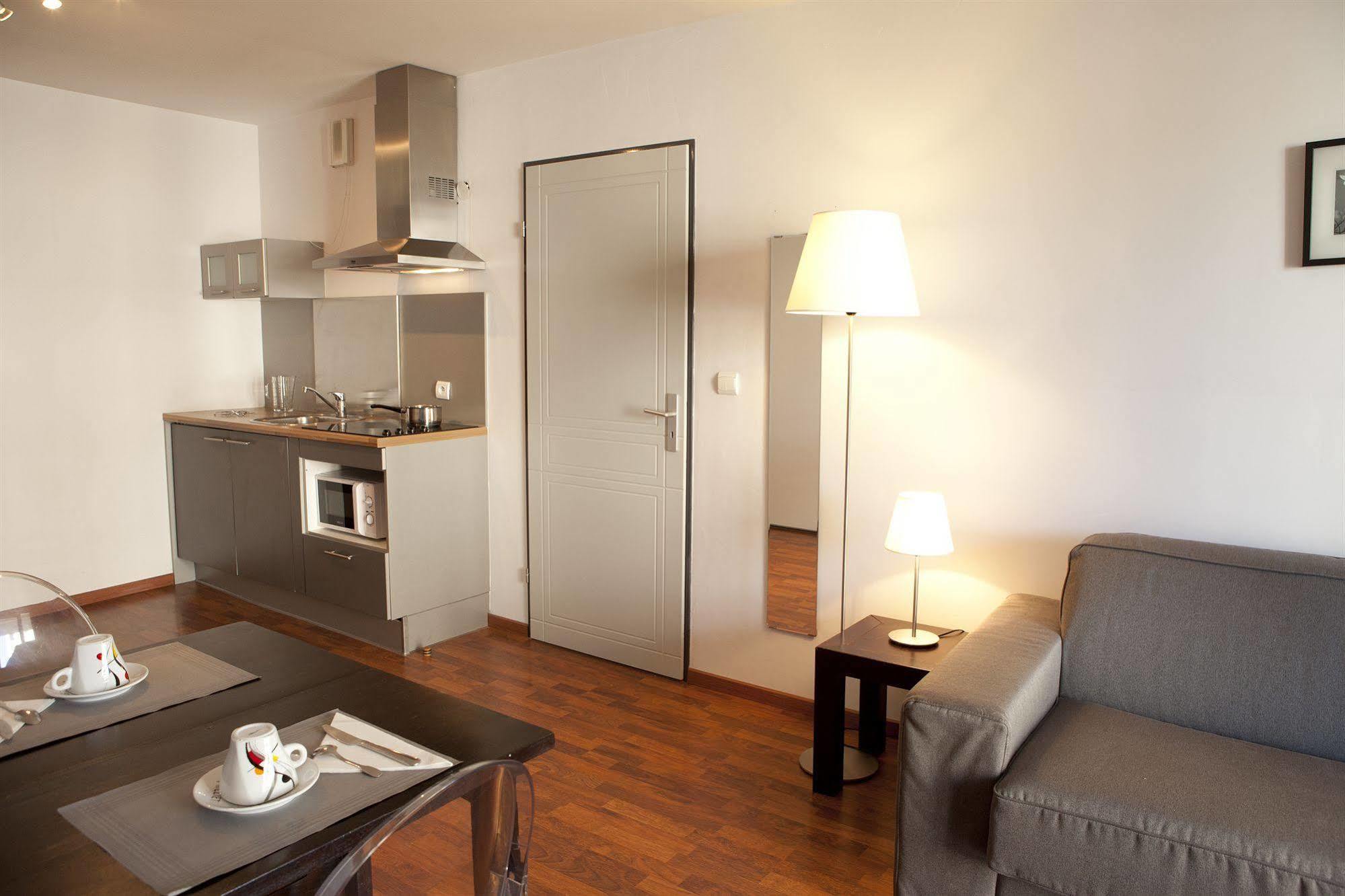 Ruby Suites Quartier Les Halles By Popinns Strasbourg Exteriör bild