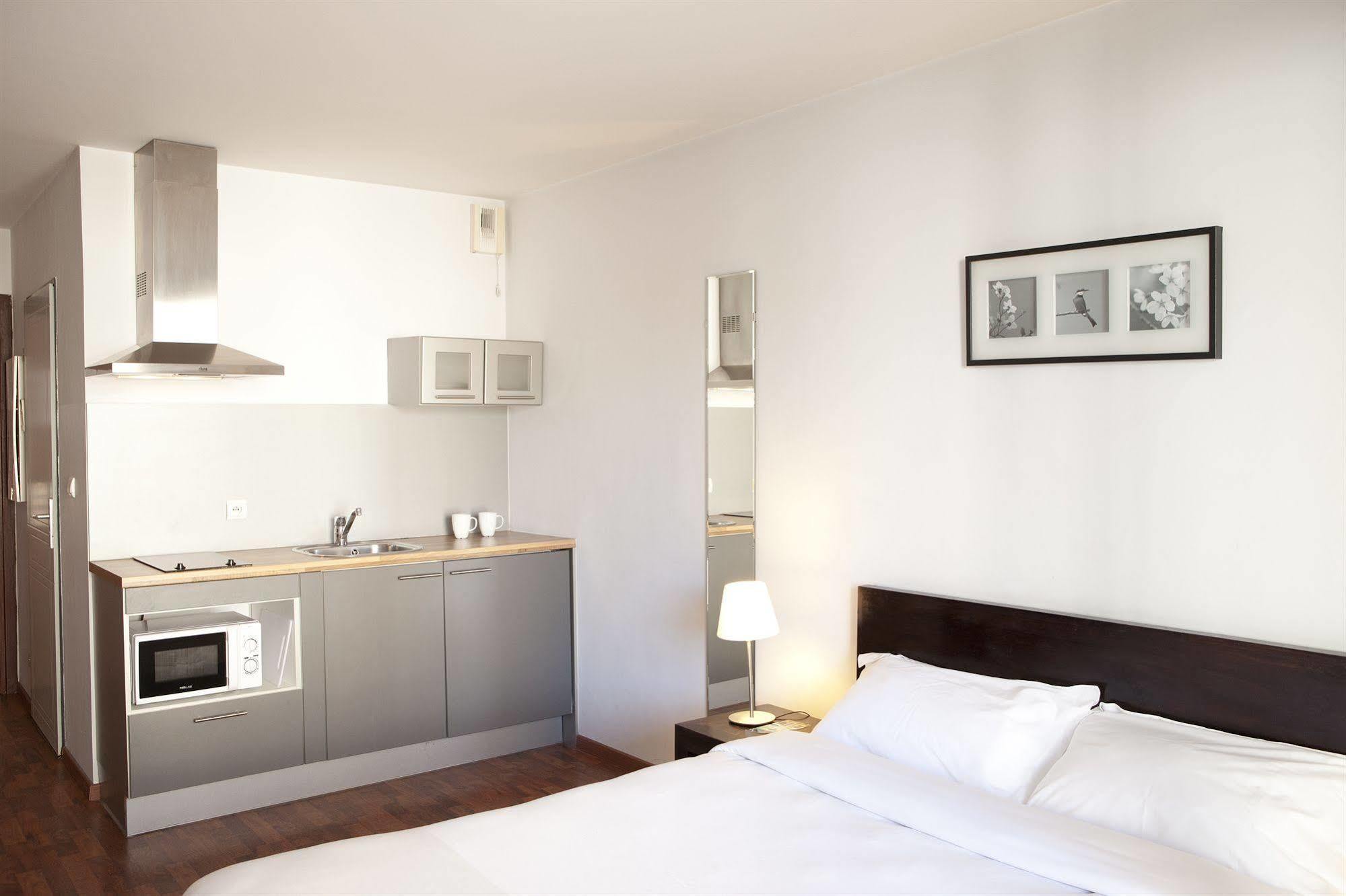 Ruby Suites Quartier Les Halles By Popinns Strasbourg Exteriör bild